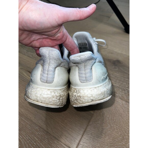 Adidas Womens Ultra Boost Cloud White Running Shoes Sneakers Size 7 - Picture 4 of 7